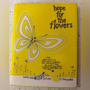 Hope for the Flowers by - Yellow Coffee Table Book